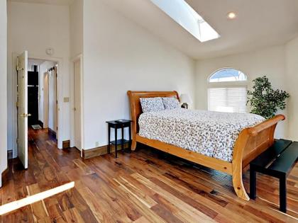 2027 Garmish Home - image 2