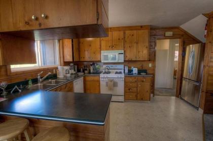 Heavenly Lake View Retreat by Lake Tahoe Accommodations - image 11