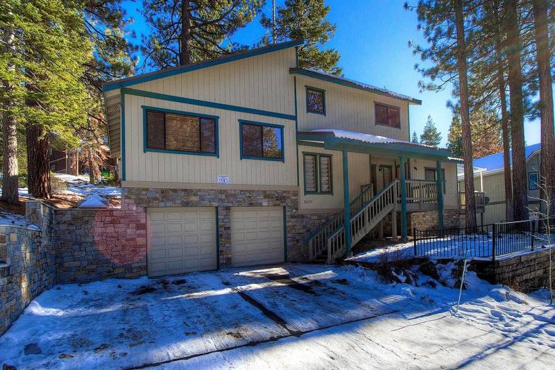 Lupine Lodge by Lake Tahoe Accommodations - image 3
