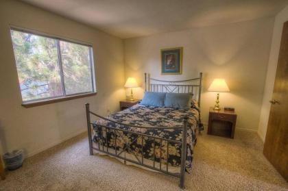 Azure Place by Lake Tahoe Accommodations - image 10