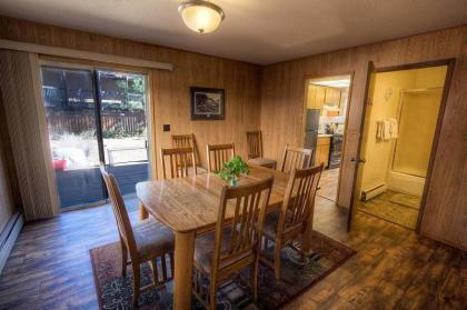 Azure Place by Lake Tahoe Accommodations - image 4
