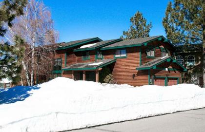 Emerald Lodge by Lake Tahoe Accommodations - image 6
