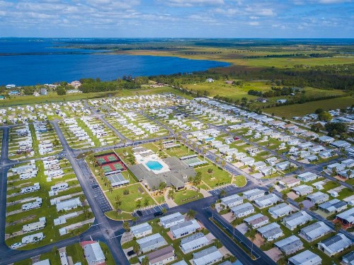 Rainbow Resort - image 10