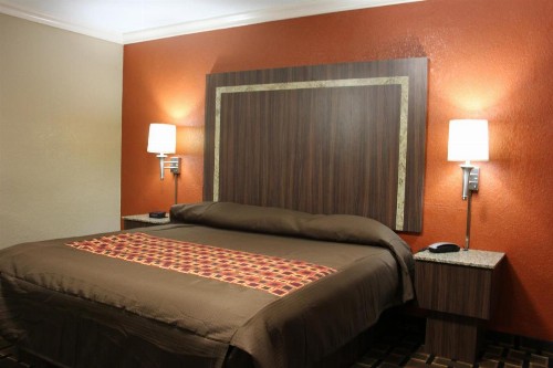 Budget Inn Lake Wales - image 27