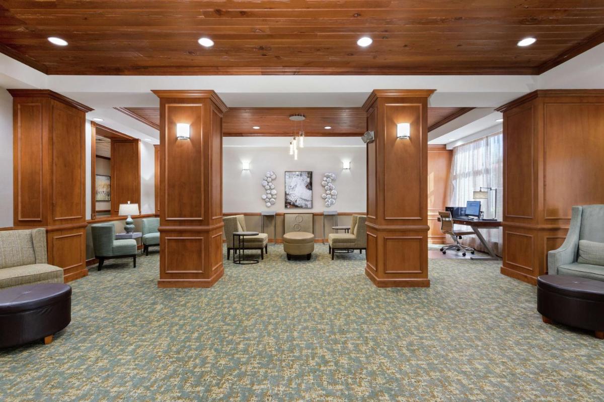 Hampton Inn West Palm Beach-Lake Worth-Turnpike - image 3