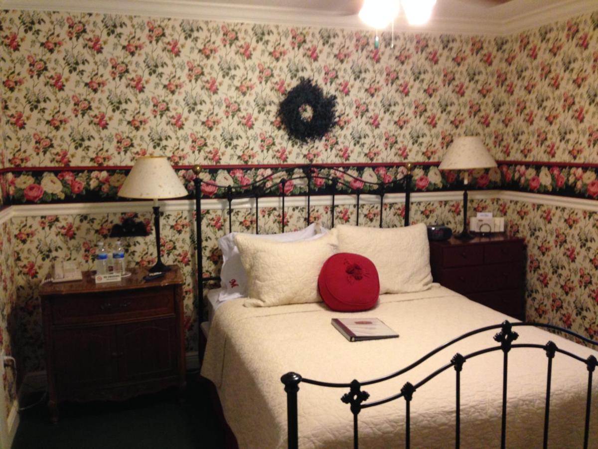 Mango Inn Bed and Breakfast - image 5