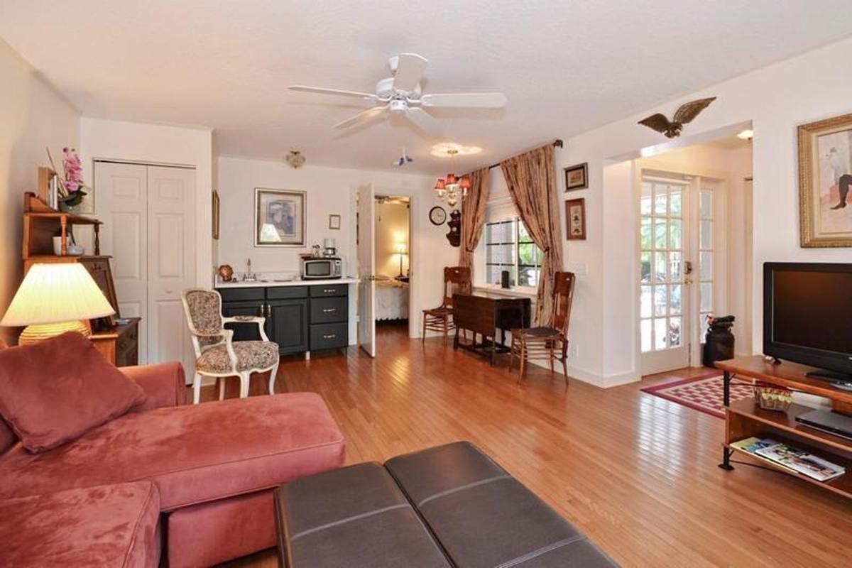 Sabal Palm House Bed and Breakfast - image 4