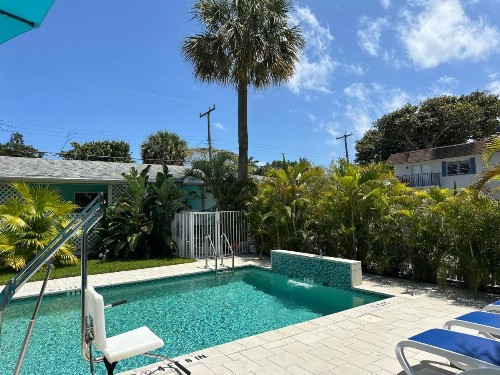White Horse Motel - image 18
