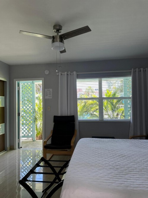 White Horse Motel - image 3