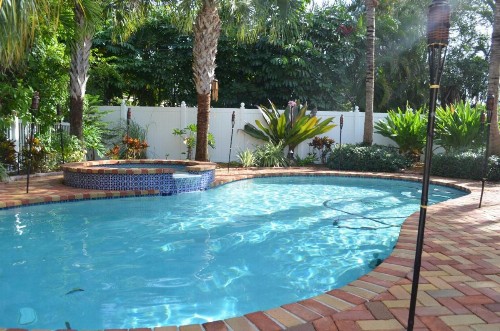 Beautiful Home with a Magical Pool - image 4