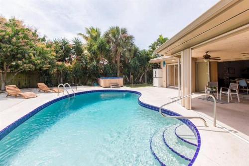 Casa Del Sol-Huge 3br! Beaches Pool and Hot Tub! - image 10