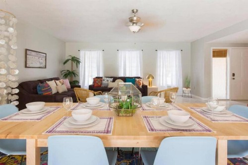 Casa Del Sol-Huge 3br! Beaches Pool and Hot Tub! - image 4