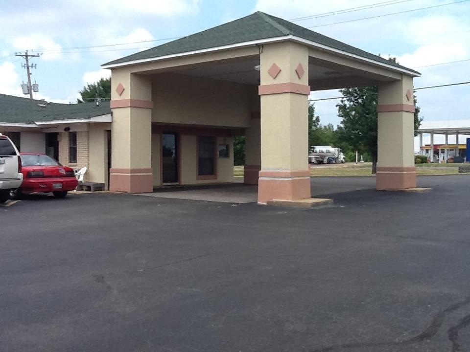 Relax Inn - Lakeland - main image