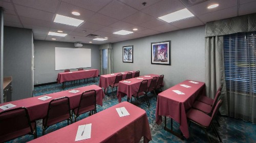 Hampton Inn Lakeland - image 16