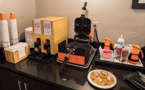 Hampton Inn Lakeland - image 26