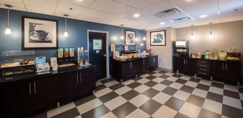 Hampton Inn Lakeland - image 28