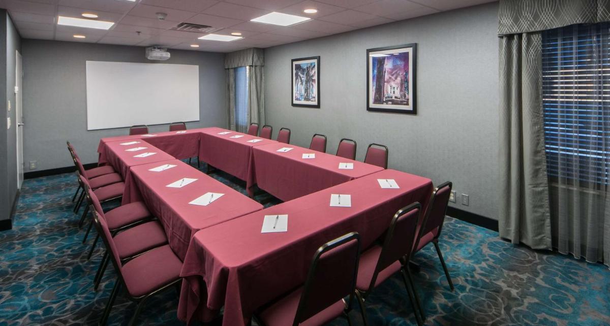 Hampton Inn Lakeland - image 4