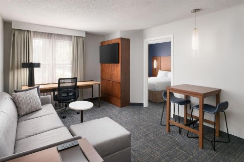 Residence Inn by Marriott Lakeland - image 11