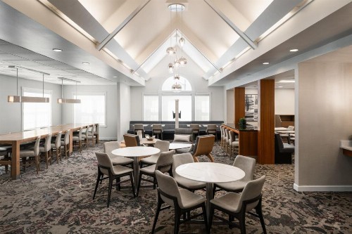 Residence Inn by Marriott Lakeland - image 12