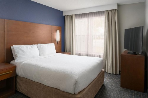 Residence Inn by Marriott Lakeland - image 13
