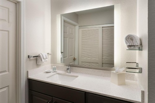 Residence Inn by Marriott Lakeland - image 23