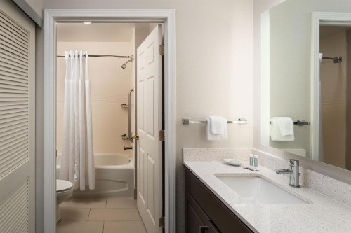 Residence Inn by Marriott Lakeland - image 30