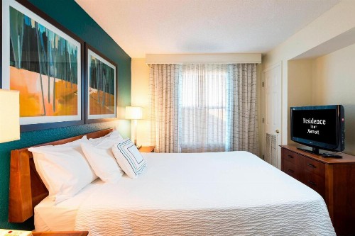 Residence Inn by Marriott Lakeland - image 4