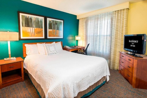 Residence Inn by Marriott Lakeland - image 6