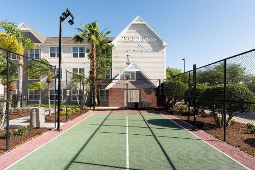 Residence Inn by Marriott Lakeland - image 9