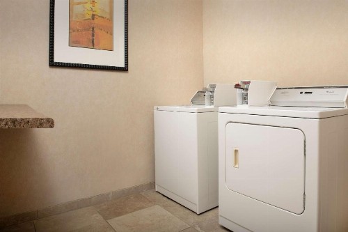 Hampton Inn & Suites Lakeland-South Polk Parkway - image 18