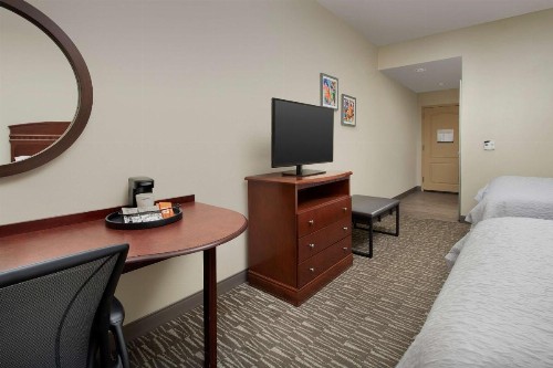 Hampton Inn & Suites Lakeland-South Polk Parkway - image 22