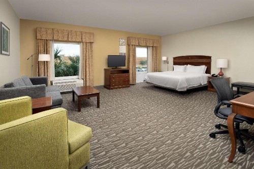 Hampton Inn & Suites Lakeland-South Polk Parkway - image 23