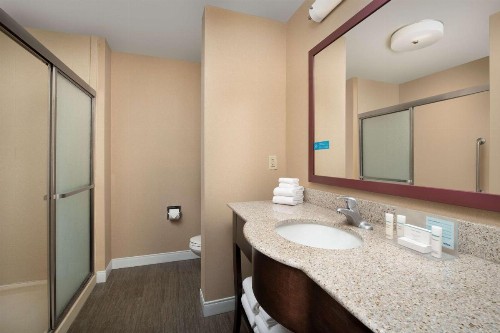 Hampton Inn & Suites Lakeland-South Polk Parkway - image 31
