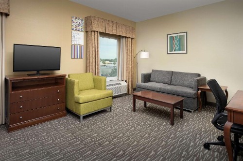 Hampton Inn & Suites Lakeland-South Polk Parkway - image 32
