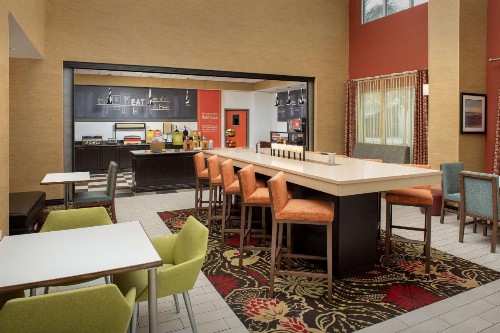 Hampton Inn & Suites Lakeland-South Polk Parkway - image 35