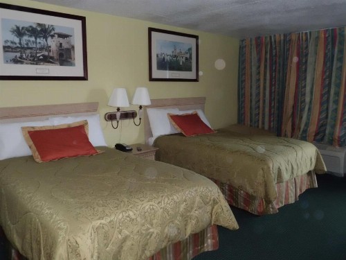 America's Best Inn & Suites-Lakeland - image 11