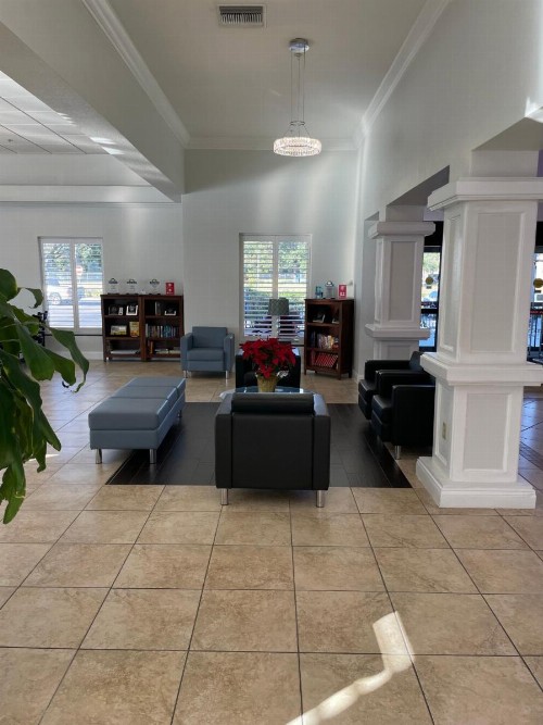 Days Inn & Suites by Wyndham Lakeland - image 30