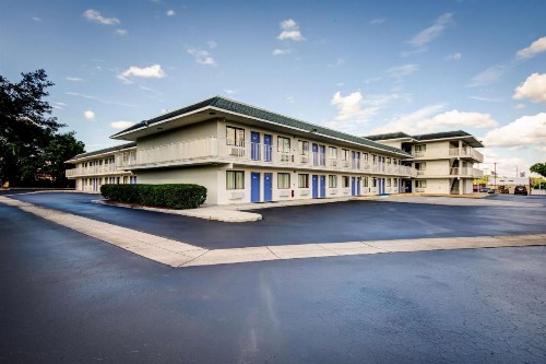 Motel 6-Lakeland FL - image 19