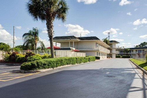 Motel 6-Lakeland FL - image 21