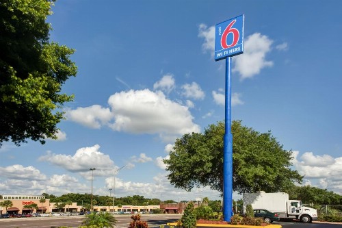 Motel 6-Lakeland FL - image 31