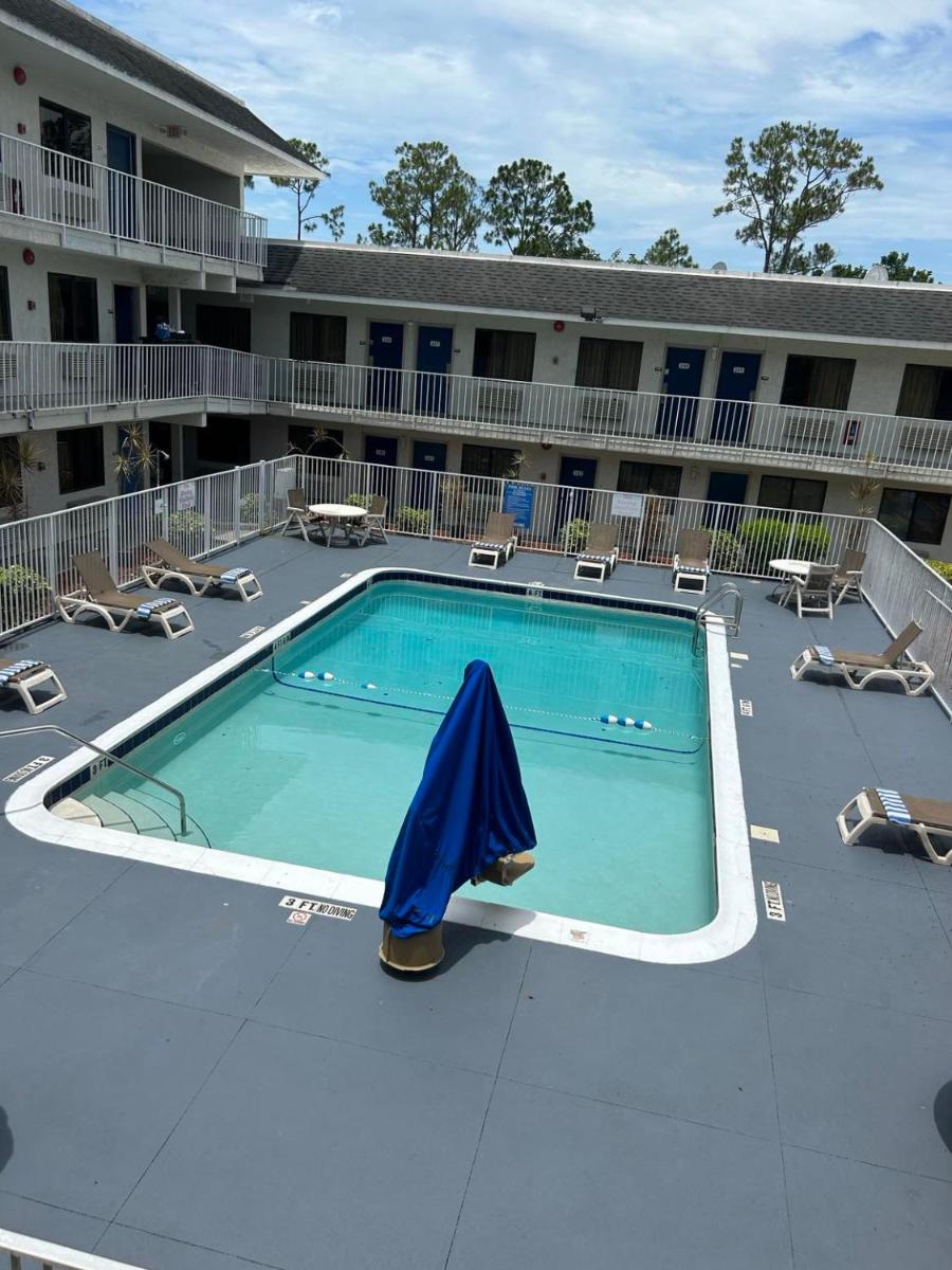 Motel 6-Lakeland FL - image 5