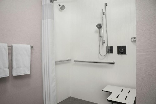 Courtyard by Marriott Lakeland - image 19
