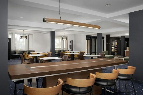 Courtyard by Marriott Lakeland - image 22