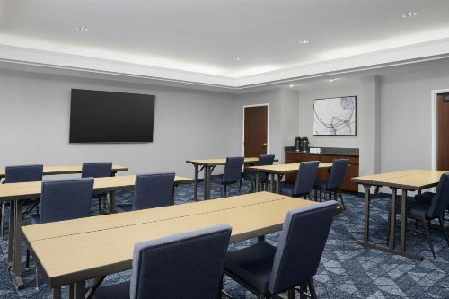 Courtyard by Marriott Lakeland - image 24