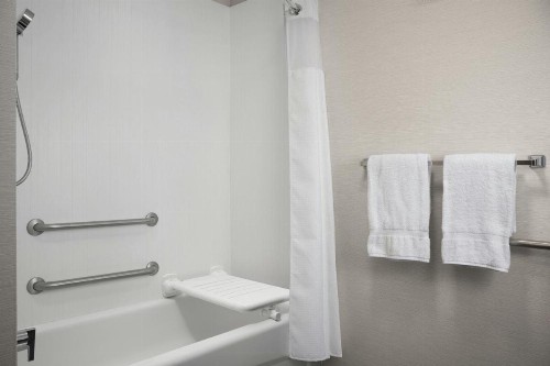 Courtyard by Marriott Lakeland - image 31