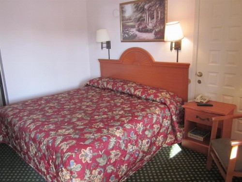 Westmont Inn - Lakeland - image 3