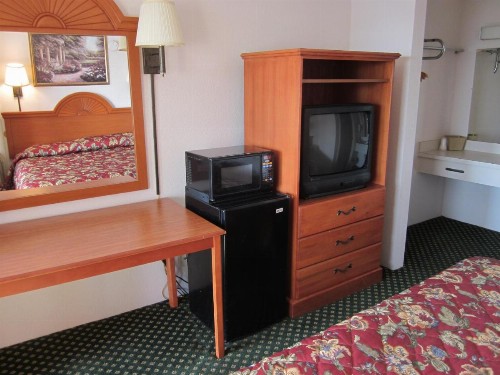 Westmont Inn - Lakeland - image 8