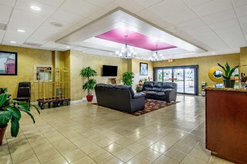 Quality Inn Lakeland North - image 29