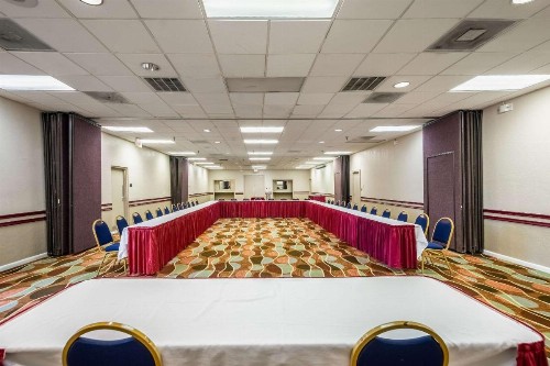 Quality Inn Lakeland North - image 33