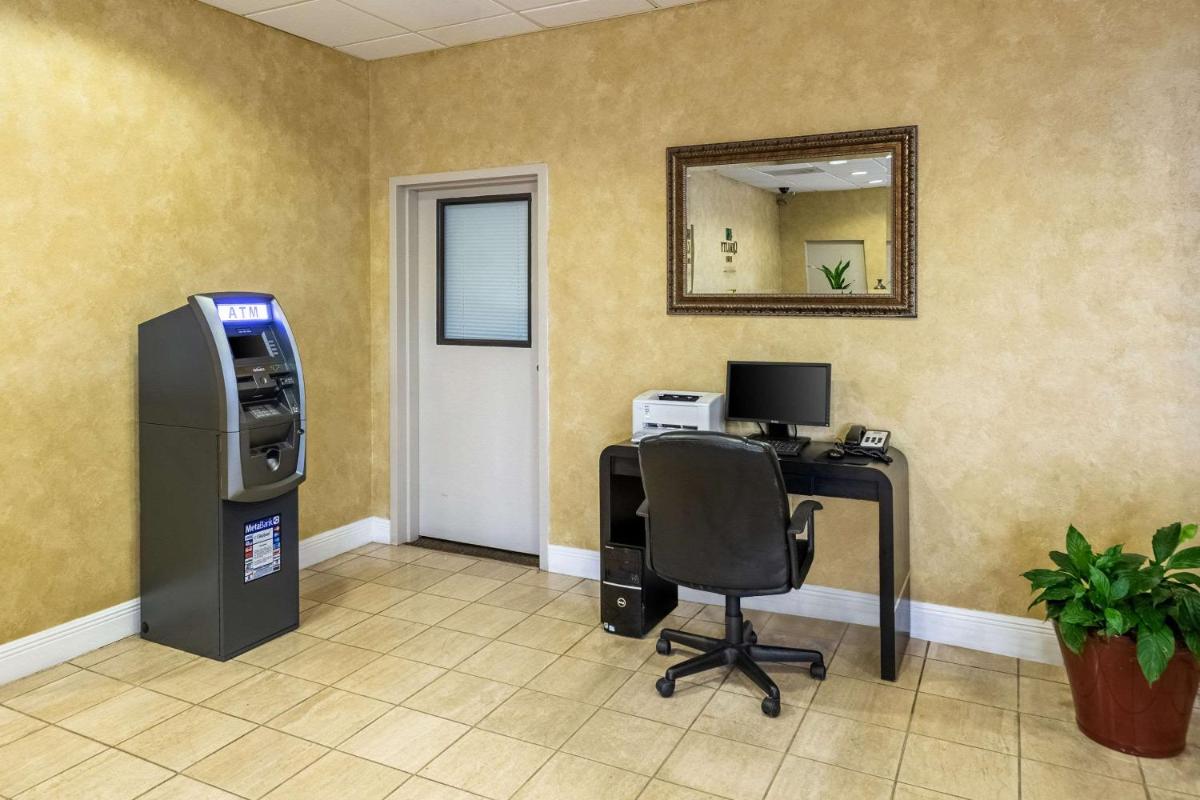 Quality Inn Lakeland North - image 6